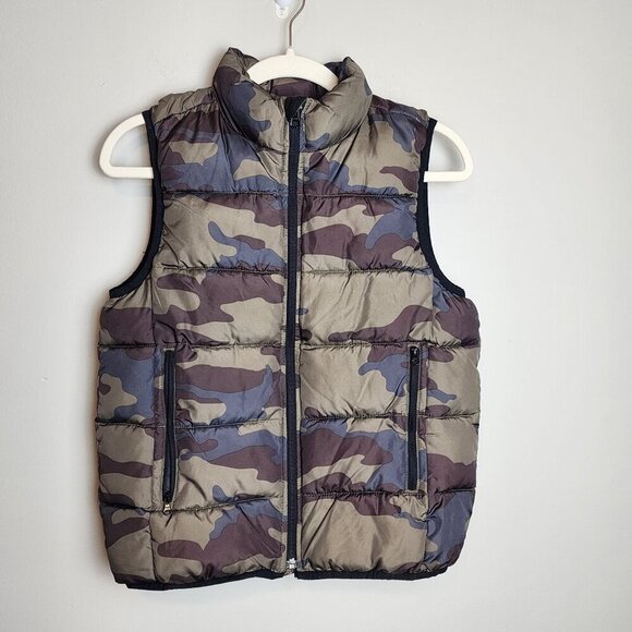 Gap Kids size L / 10-11 boy camo puffer vest outerwear - Picture 1 of 7
